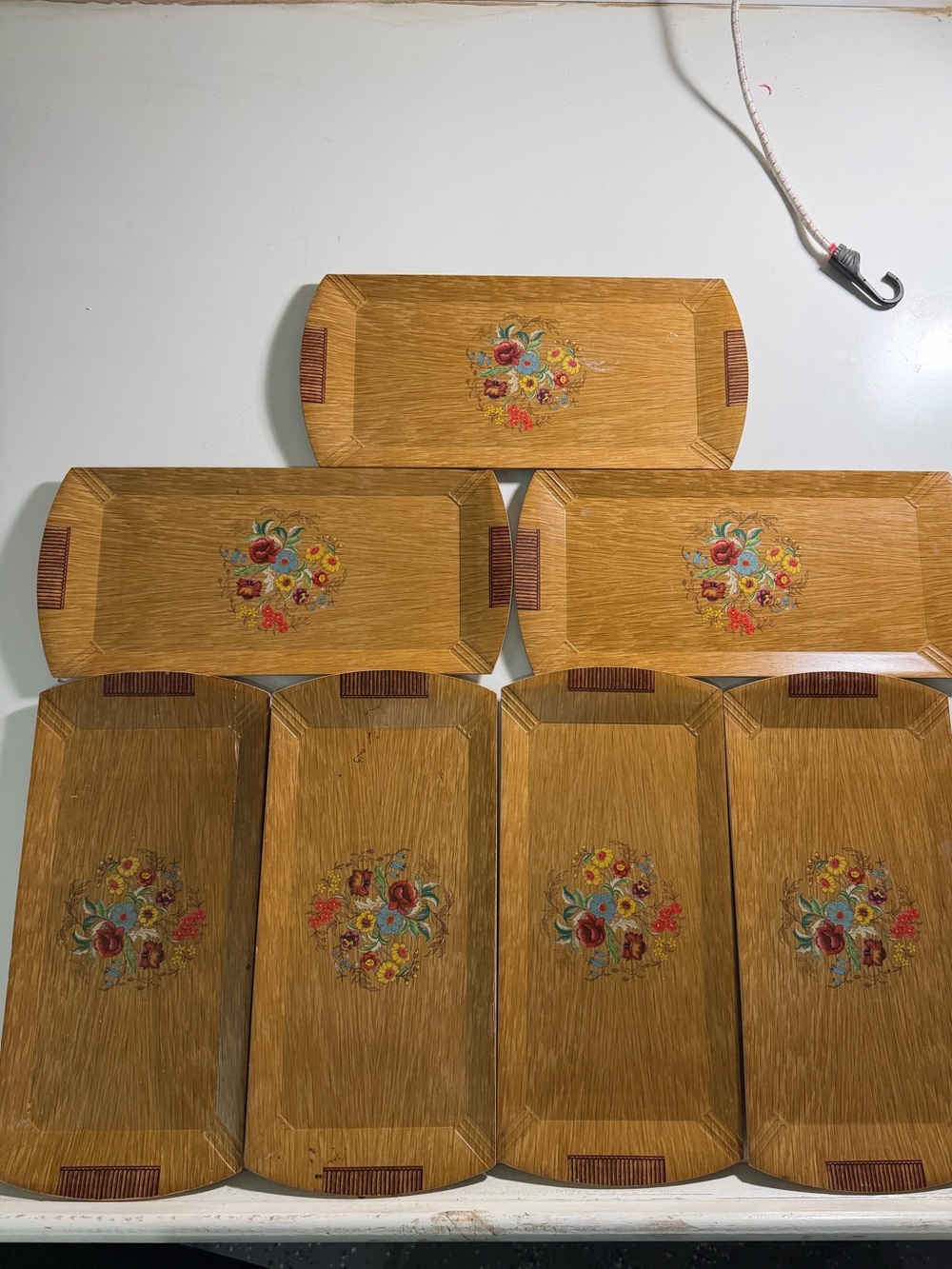 Vintage Wood-Covered Home Accent in Light Brown set 7